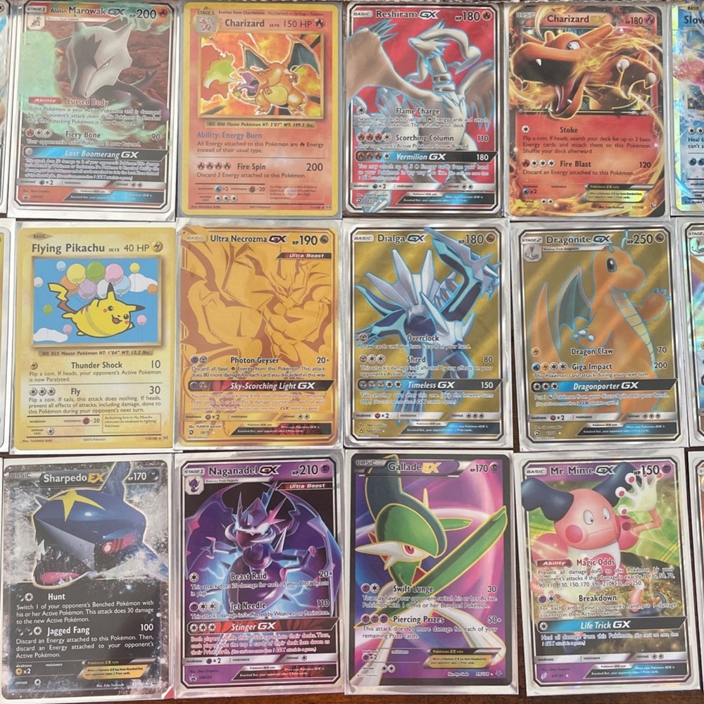 Pokémon Collection - Picture 2 of 4
